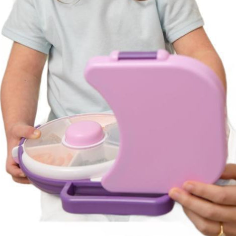 Lunchbox with Removable Spinning Snack Container